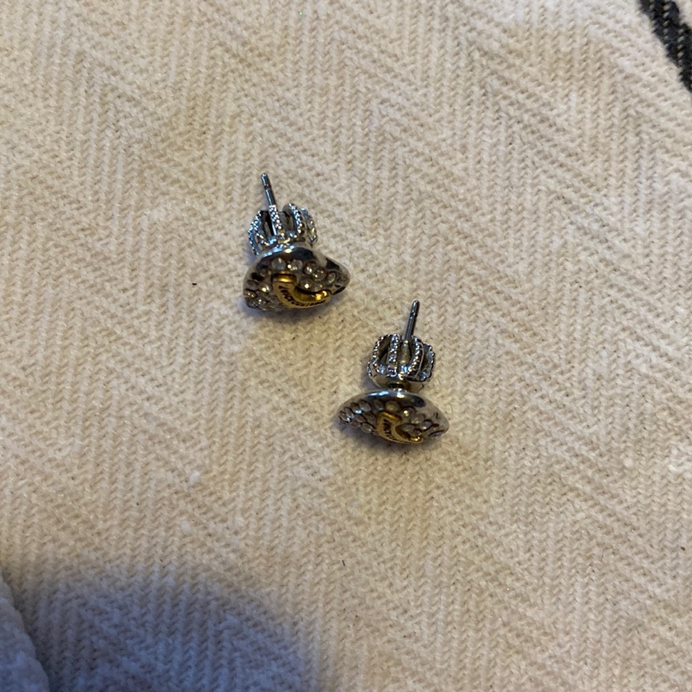 Juicy earrings